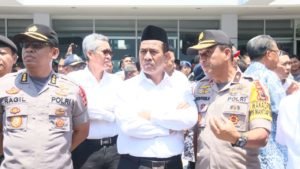 Wakapolda Sulsel Jemput Korban Bencana Sulteng di Pelabuhan Makassar