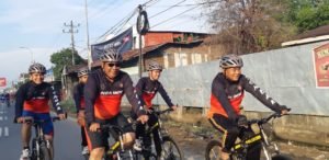 Selain Gowes Kamtibmas, Ini Aksi Sabhara Polda Sulsel Yang Menuai Pujian!