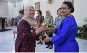 Peduli PP dan PA, Sinjai Terima Penghargaan APE Tingkat Utama