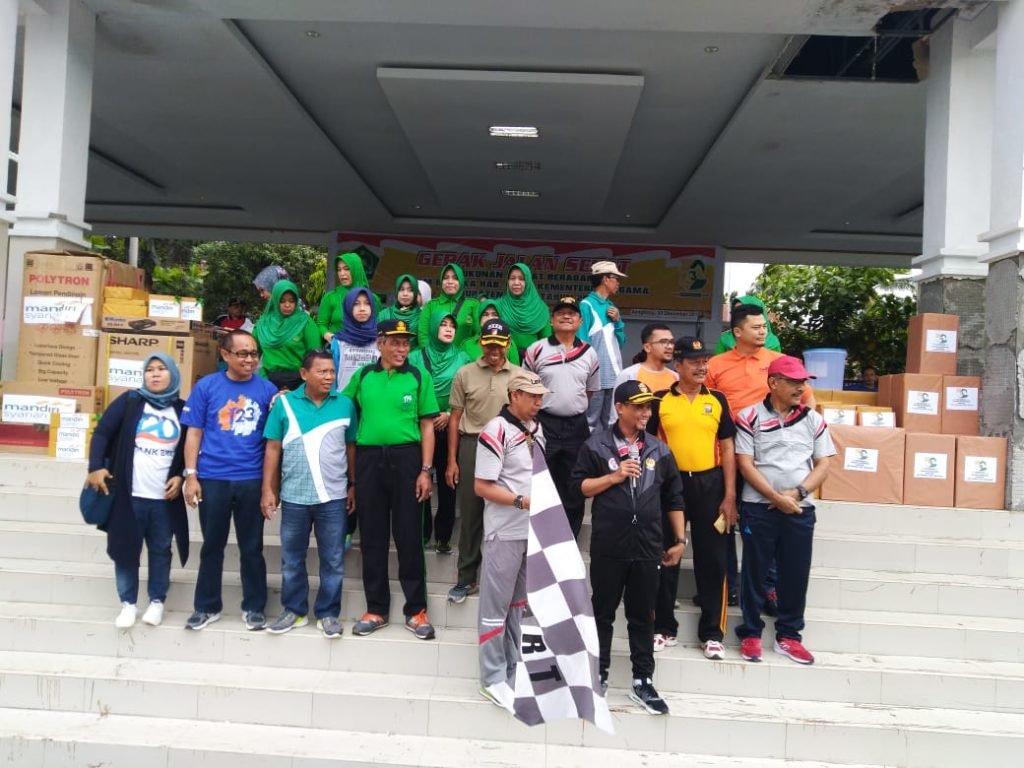 Dalam Rangka HAB ke 73, Kemenag Wajo Gelar Jalan Sehat