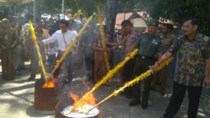 Disdukcapil Wajo Musnahkan KTP Elektronik Invalid, Segini Jumlahnya!