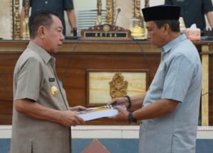 Pemkab Serahkan LKPJ Akhir Masa Jabatan Bupati Wajo 2014-2019 kepada DPRD