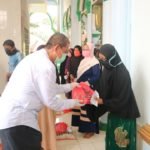 Baitul Mal Wajo Salurkan 528 Paket Sembako Untuk Warga Terdampak Covid – 19