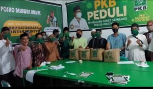 Ratusan Guru Ngaji Dan Imam di Wajo Terima Paket Sembako Dari Gus Muhaimin