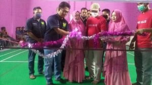Ketua Umum PBSI Wajo Resmikan GOR Liasanti Dan Buka Kejuaraan Bulutangkus Liasanti Cup I
