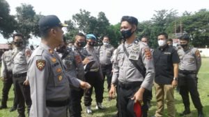 Breaking News : 100 Personil Polres Wajo Siap Diberangkatkan ke Lutim Untuk PAM Pilkada