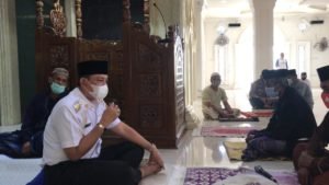 Bupati Sebut Kecamatan Pitumpanua Urutan Ke 2 Penyebaran Virus Corona, Jamaah Masjid Tetap Patuhi Protokol Kesehatan