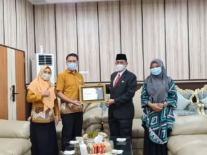 Bupati Wajo Terima Penghargaan Dari BPJS Watampone