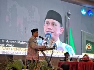 Buka Seminar Peningkatan Kompetensi Guru, Bupati Wajo Harapkan Guru Lebih Kreatif