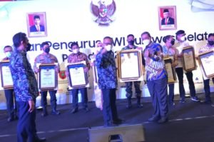 Hadiri Pelantikan Pengurus PWI Sulsel Periode 2021-2026, Bupati Wajo Ucapkan Selamat