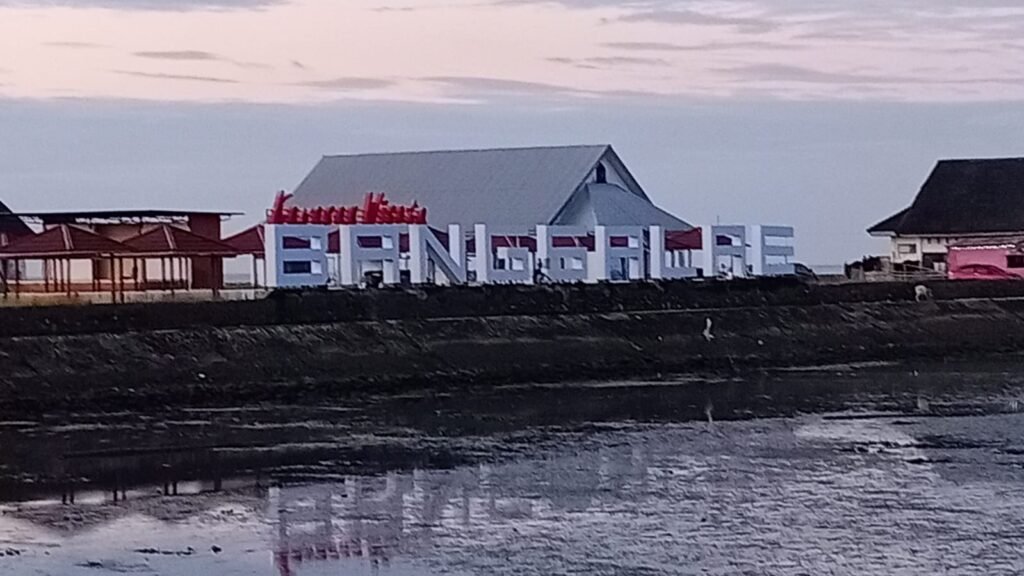 Dinas Perikanan Pungut Retribusi di Kawasan Wisata Bangsalae, Anggota DPRD Sebut Terkesan Pungli