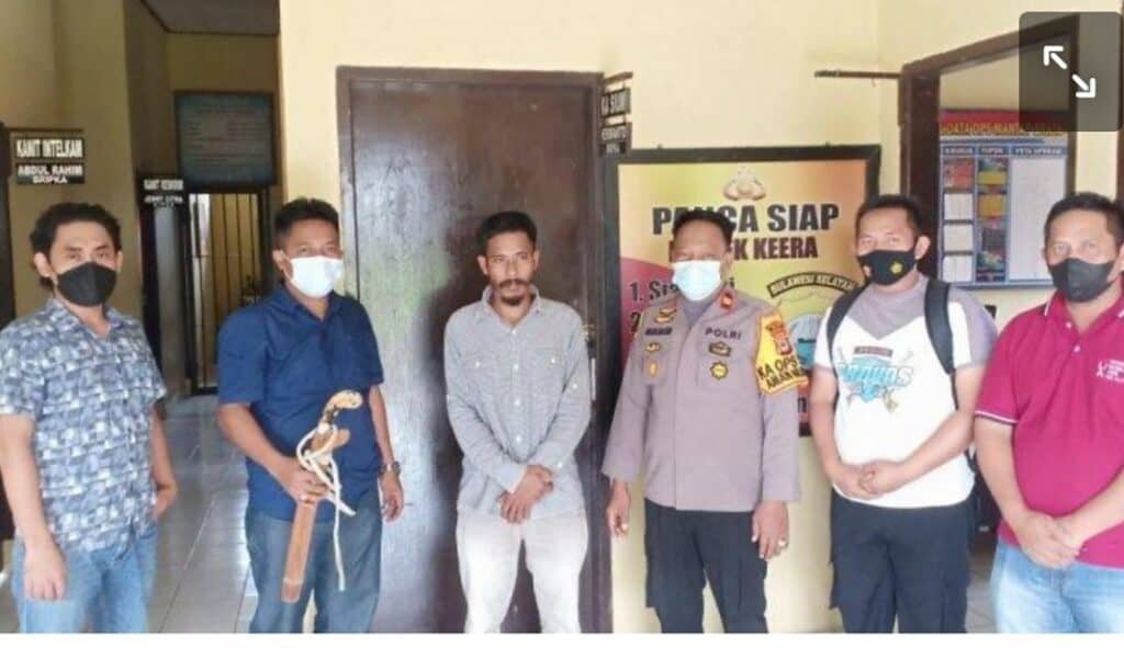 Diajak Bahas Warisan, Pelaku Marah dan Memarangi Sepupunya