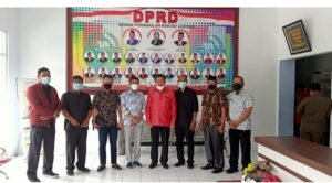 2 Komisi di DPRD Wajo Kunjungan Kerja di Sulbar