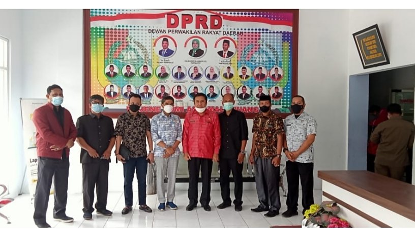 2 Komisi di DPRD Wajo Kunjungan Kerja di Sulbar