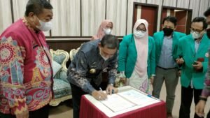 Pemkab Wajo – Universitas Indonesia Timur Programkan Kuliah Gratis