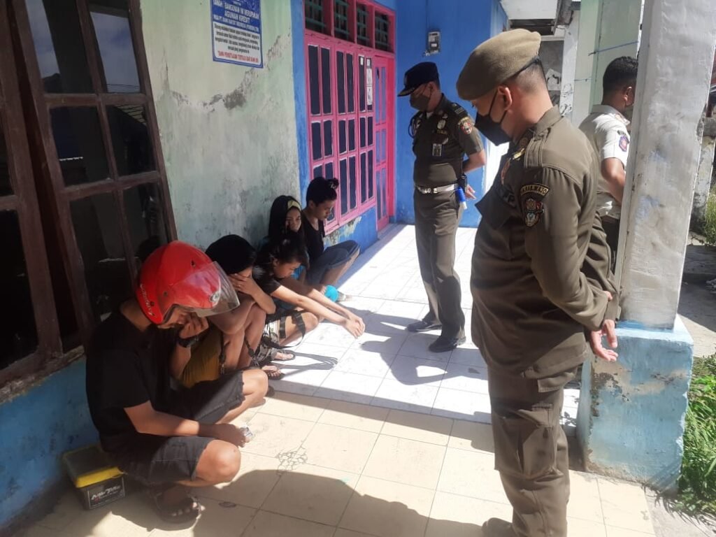 Kerap Lakukan Gangguan Trantibum, 4 Penghuni Kost Digelandang ke Kantor Sat Pol PP
