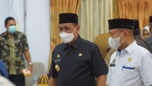 Serahkan Ranperda Perubahan APBD 2021, Amran Berharap OPD Segera Selesaikan Program Kerjanya