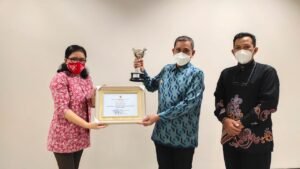 Terima Penghargaan Anugerah Parahita Ekapraya, Amran Mahmud: Terima Kasih kepada Semua Pihak