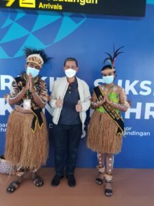 Hadiri Perhelatan PON di Papua, Amran Berikan Dukungan Kepada Atlet Asal Wajo