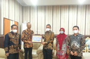 Terima Piagam Penghargaan Predikat Opini WTP ke Enam Kalinya, Bupati Wajo: Ini Keberhasilan Semua Pihak