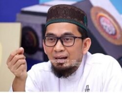 Dapatkan Ampunan Dosa Dengan Bertobat dan Mendatangi Majelis ilmu