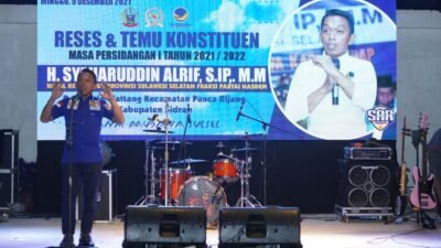 Gelar Reses, Wakil Ketua DPRD Sulsel Berikan Bantuan Beasiswa