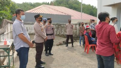 Di Hari Natal Kapolres Wajo Pantau Gereja Dan Pos-Pos Pengamanan Ops Lilin 2022