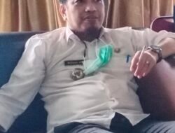 Camat Tempe Himbau Warga Yang Belum Divaksin, Agar Besok Ke Lapangan Merdeka Untuk Divaksin Sekaligus Terima Hadiah