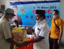 Gelar Reses di Mattirotappareng, Legislator PAN Bagikan Beras