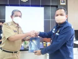 Terima Kunjungan Kepala SKK Migas Kalsul, Bupati Harapkan Bantuan Pemasangan Kwh Gratis