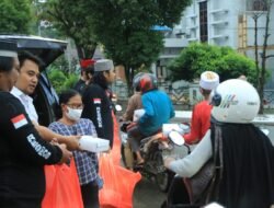 Jalin Kebersamaan dan Silaturahim, Sat Reserse Polres Wajo Bagi Takjil