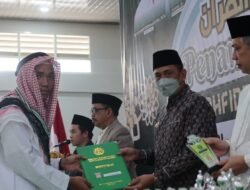 Wisuda Hafiz-Hafizah 30 Juz Pondok Tahfiz As’adiyah Pattirosompe, Bupati Wajo: Amalkan Isi Al-Qur’an