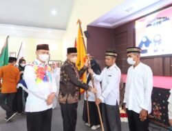 Lepas Resmi 187 CJH, Bupati Wajo: Murnikan Niat, Siapkan Mental, Jaga Hati