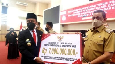 Pemkab Wajo Terima Bantuan Keuangan Rp7 M dari Provinsi: Untuk Rekonstruksi Jalan, Persutraan, dan Stunting