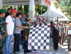Lepas Peserta Gerak Jalan Indah Tingkat SMP/MTs/SMA/SMK/MA, Bupati Wajo Sampaikan Dua Pesan Penting