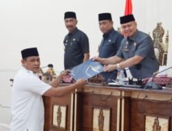 DPRD Wajo Terima Ranperda RTRW dan Kemudahan Investasi