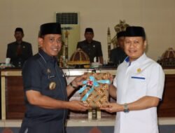 Serahkan Rancangan APBD 2023, Bupati Wajo : APBD 2023 Harus Lebih Berkualitas dan Programnya Tepat Sasaran