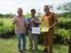 Pemerintah Kabupaten Asahan Serahkan Bibit Pohon Produktif Ke Masyarakat