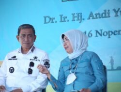 Bupati Wajo Dampingi AYP Serahkan Bantuan Mesin dan Konverter untuk Petani-Nelayan
