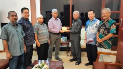 Tindak Lanjut Gotong Royong, Bupati Asahan Serahkan Bantuan Renovasi Masjid Al-Amin