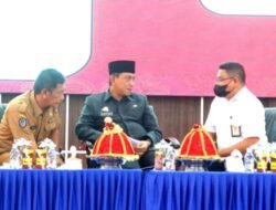 Hadiri Acara Serah Terima Program PISEW dan KOTAKU Tahun Anggaran 2022, Amran Mahmud Apresiasi Semua Pihak