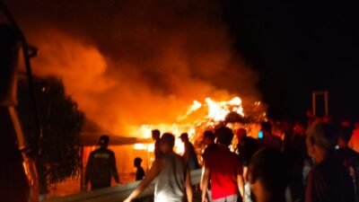 Kebakaran Hanguskan Lima Rumah Warga, Bupati Wajo Pastikan Penanganan Lanjutan