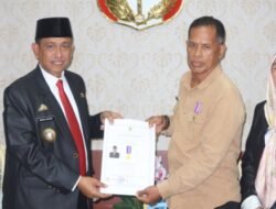 Enam Desa Terima Status Mandiri dari Kemendes PDTT, Bupati Wajo: Jadikan Spirit Layani Masyarakat