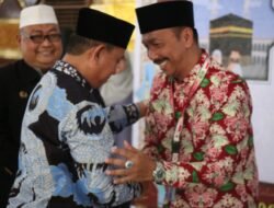 Bupati Wajo dan Kepala Kemenag Lepas Keberangkatan Wabup dan Ratusan Calon Jemaah Umrah
