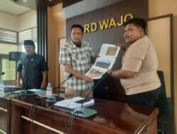 AMIWB Tuntut Komisi II DPRD Wajo Perhatikan Kondisi Pasar Yang Memprihatinkan