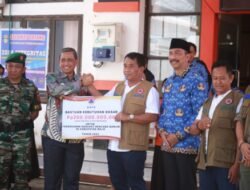 Wajo Terima Bantuan untuk Korban Bencana, Amran Mahmud Berterima Kasih ke BNPB dan Anggota DPR