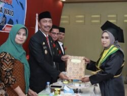 Wisuda Akbid Persada Wajo, Wabup Amran Taruh Harapan Besar untuk para Lulusan Baru