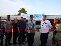 Resmikan 48 Kios Pasar Buah di Desa Buriko, Amran Mahmud Harap Jadi Pusat Perekonomian