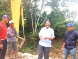 Tinjau Pengerjaan Perkuatan Tebing Sungai Lakadaung Kecamatan Maniangpajo, Bupati Wajo Apresiasi BBWSPJ