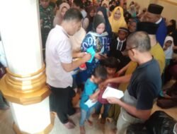 Berkah Bulan Suci Ramadhan, Pengurus Masjid At-taubah Salurkan Santunan